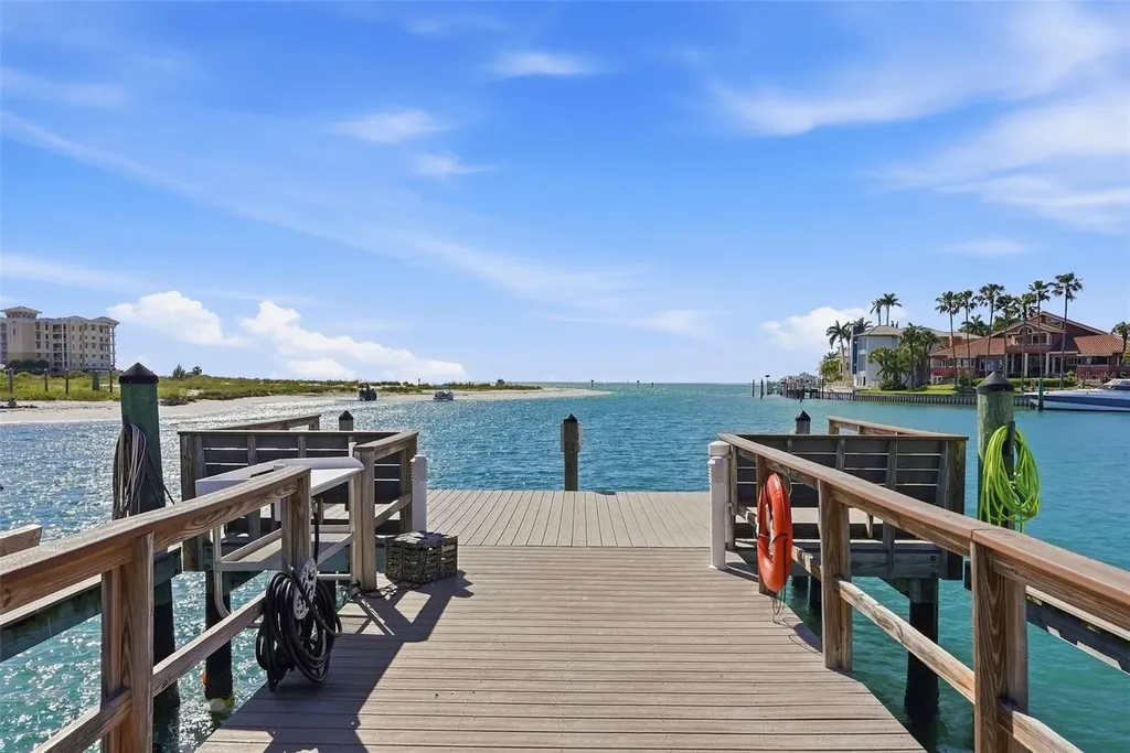 1100 Pinellas Bayway S Tierra Verde FL 33715