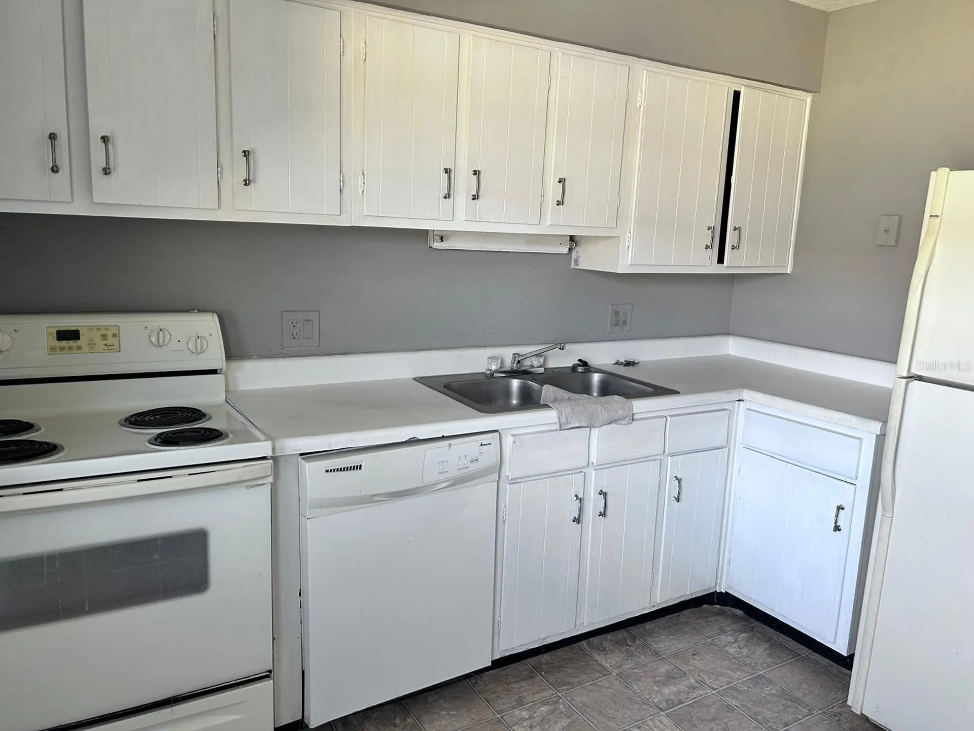 1625 W Oak Ridge Road Orlando FL 32809