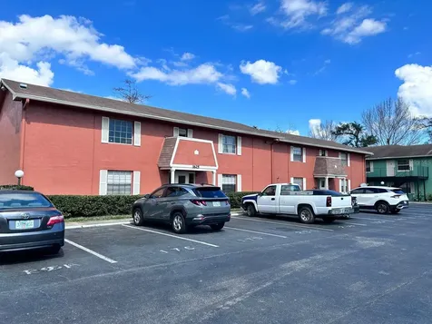 1625 W Oak Ridge Road Orlando FL 32809