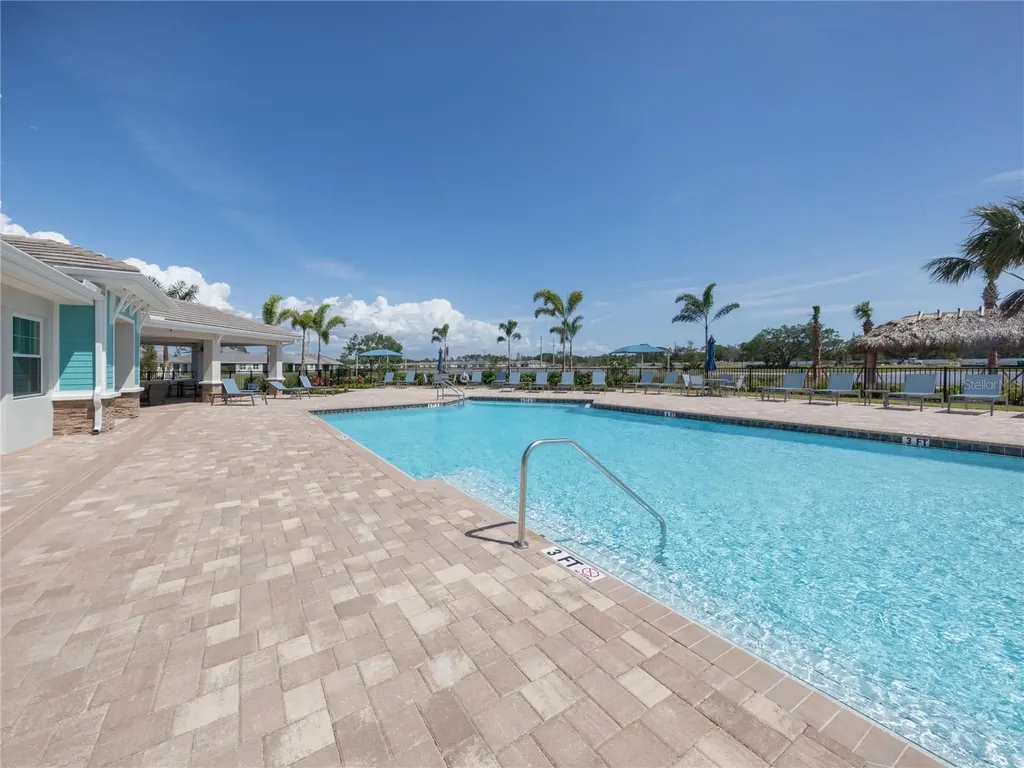 749 Ibiza Loop Venice FL 34292