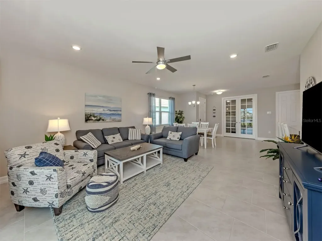 749 Ibiza Loop Venice FL 34292