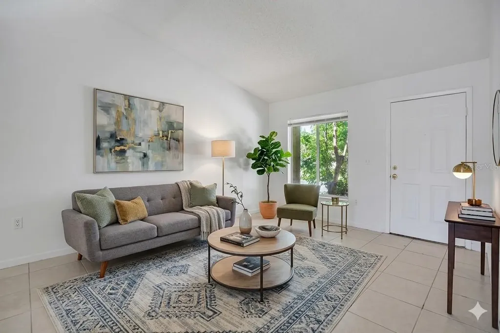 2827 Coral Reef Drive Orlando FL 32826