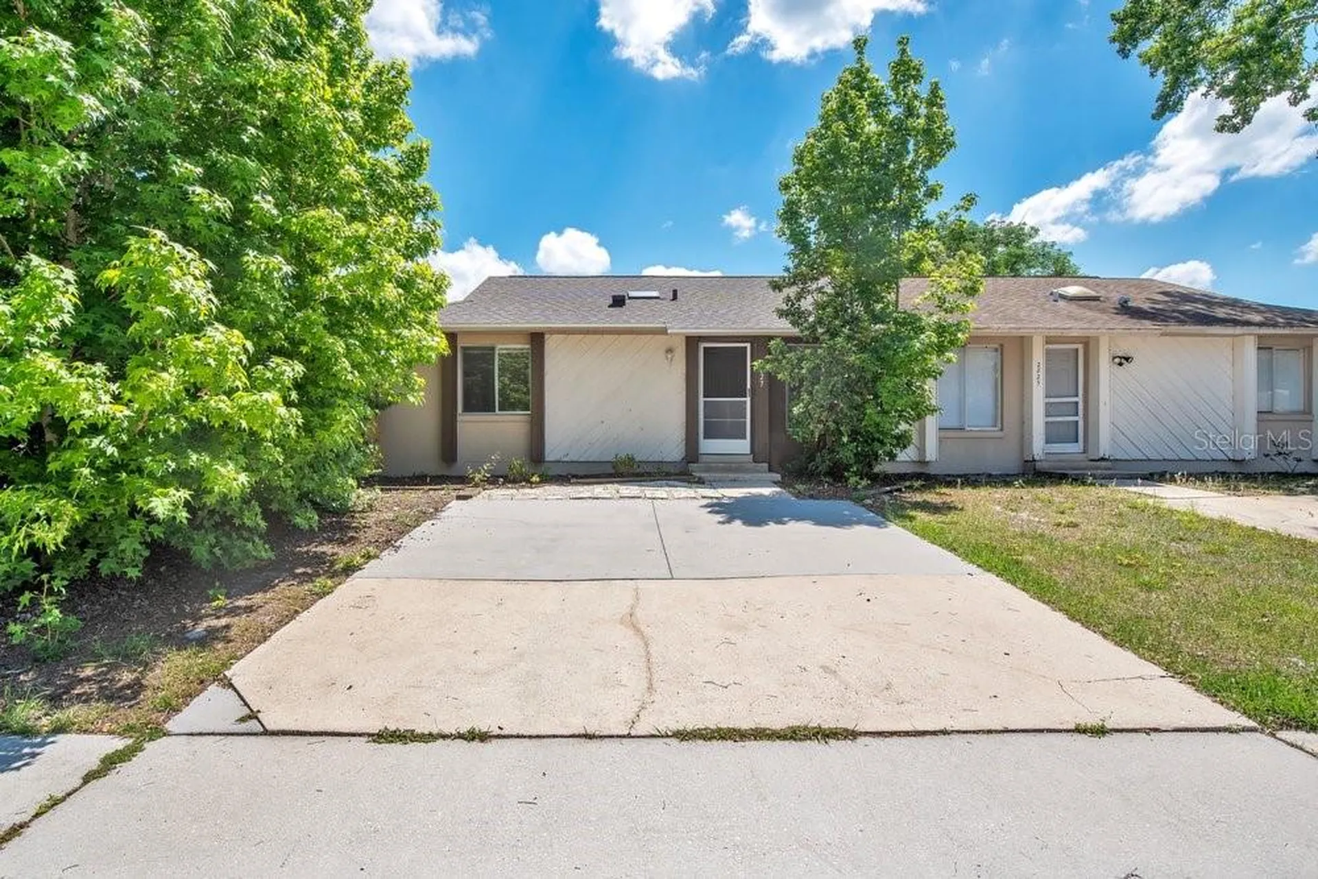 2827 Coral Reef Drive Orlando FL 32826