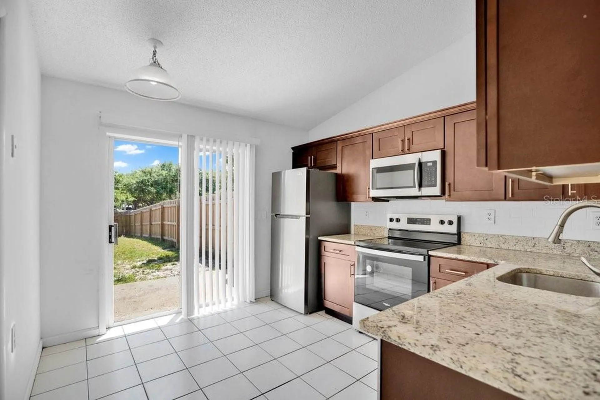 2827 Coral Reef Drive Orlando FL 32826