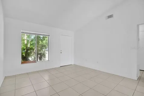 2827 Coral Reef Drive Orlando FL 32826