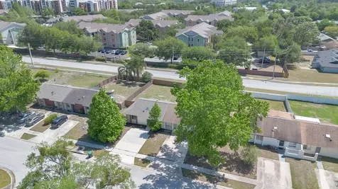 2827 Coral Reef Drive Orlando FL 32826