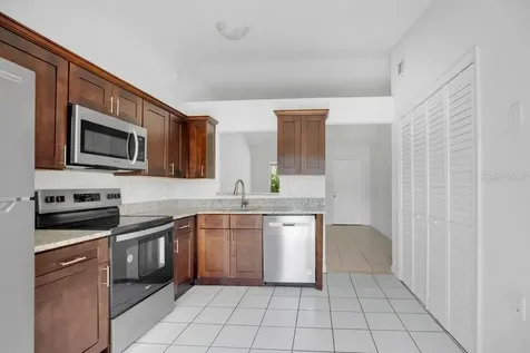2827 Coral Reef Drive Orlando FL 32826