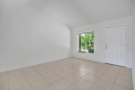 2827 Coral Reef Drive Orlando FL 32826