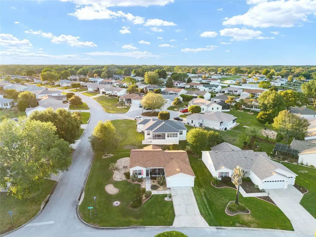 17009 SE 96th Chapelwood Circle The Villages FL 32162