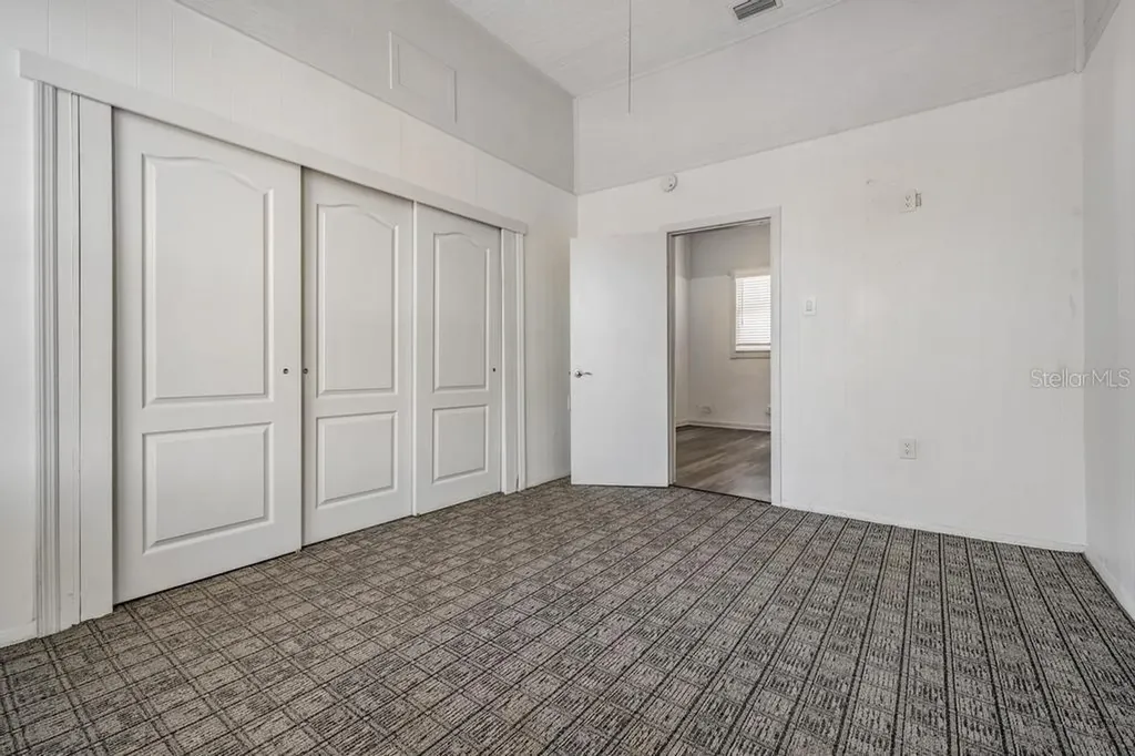 2319 W Aileen Street Tampa FL 33607