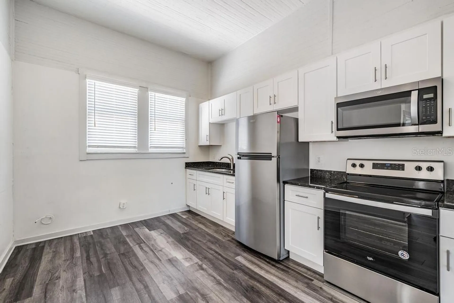 2319 W Aileen Street Tampa FL 33607
