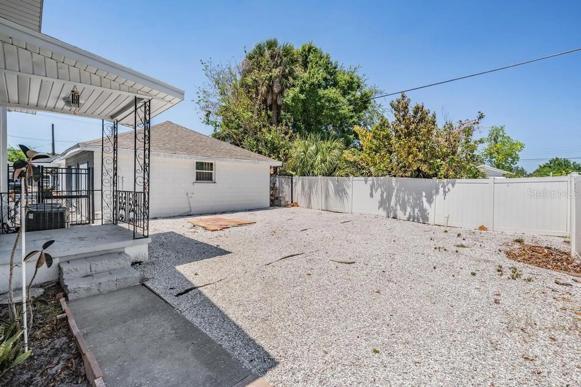 2319 W Aileen Street Tampa FL 33607