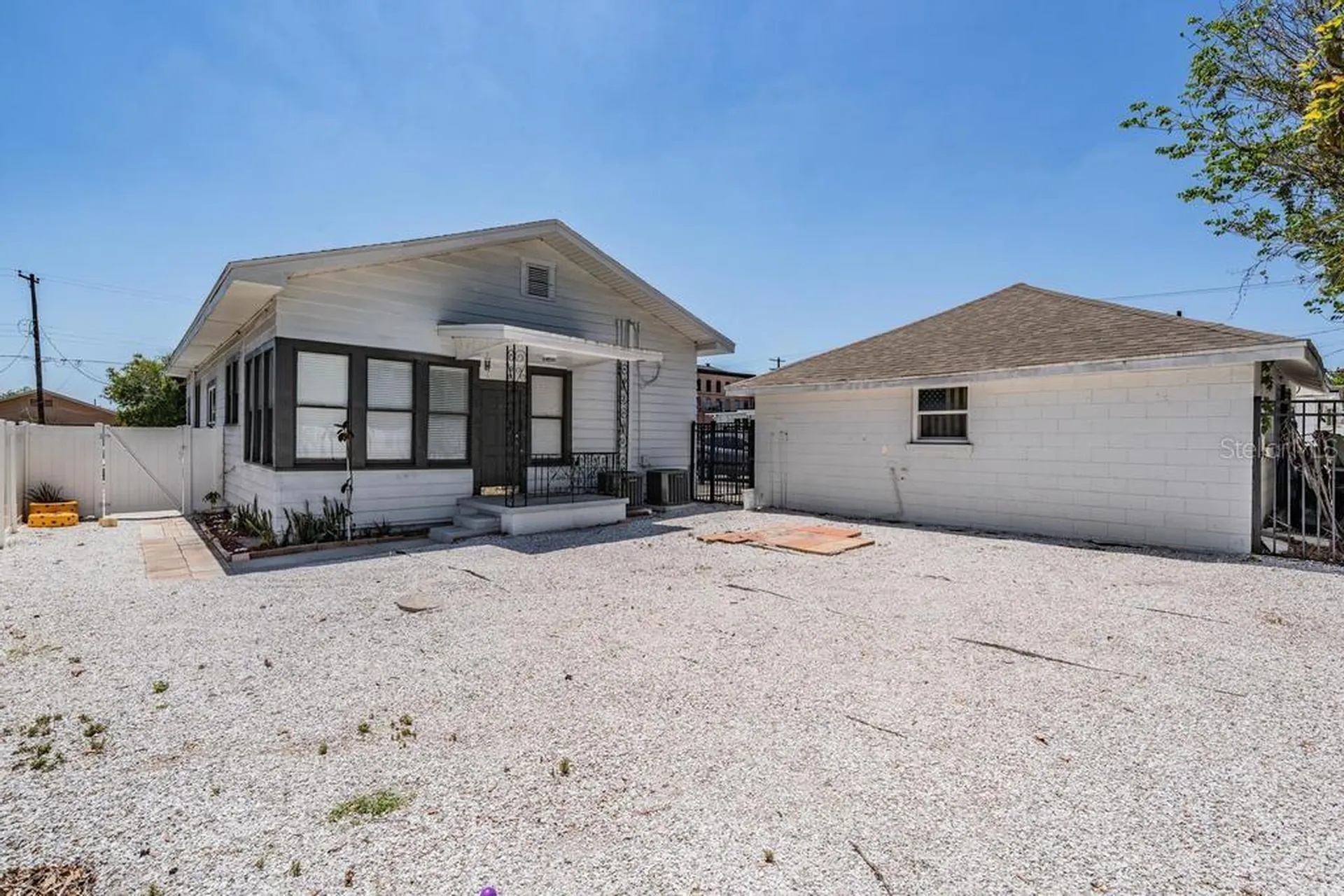 2319 W Aileen Street Tampa FL 33607