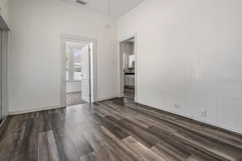 2319 W Aileen Street Tampa FL 33607
