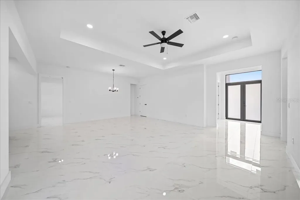 2116 NE 10th Avenue Cape Coral FL 33909