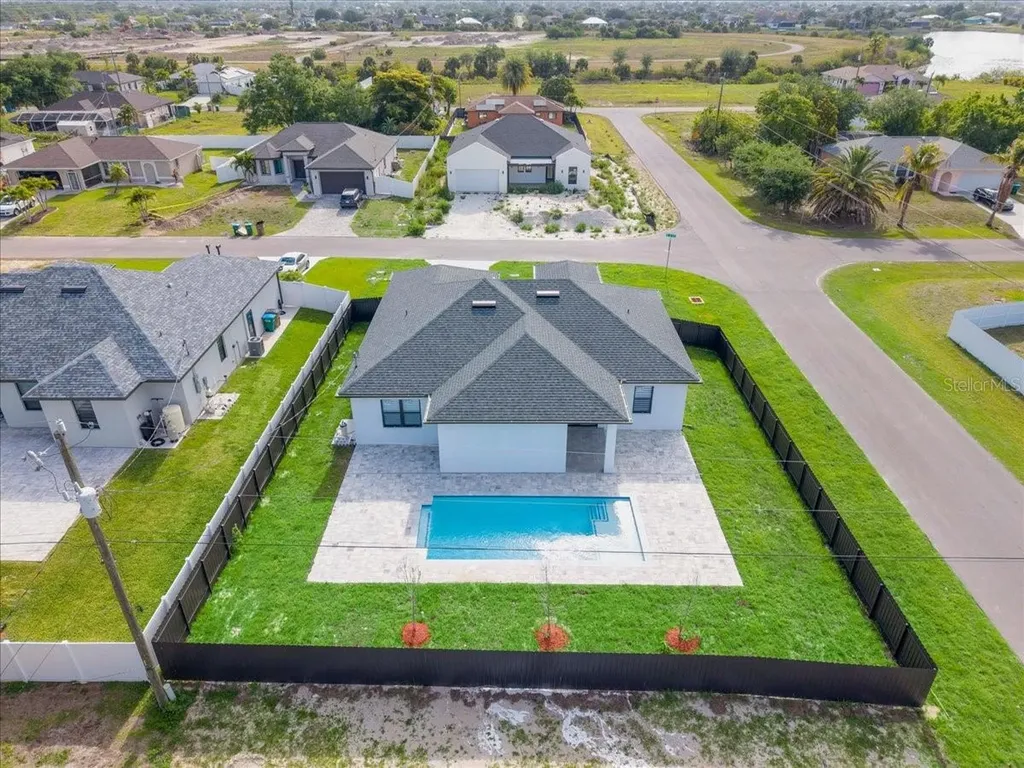2116 NE 10th Avenue Cape Coral FL 33909