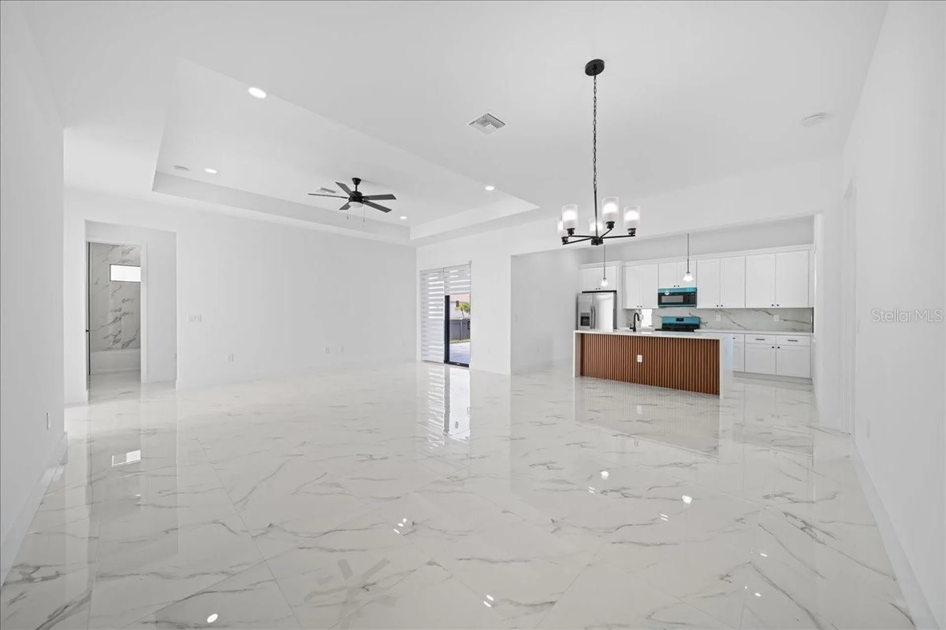 2116 NE 10th Avenue Cape Coral FL 33909