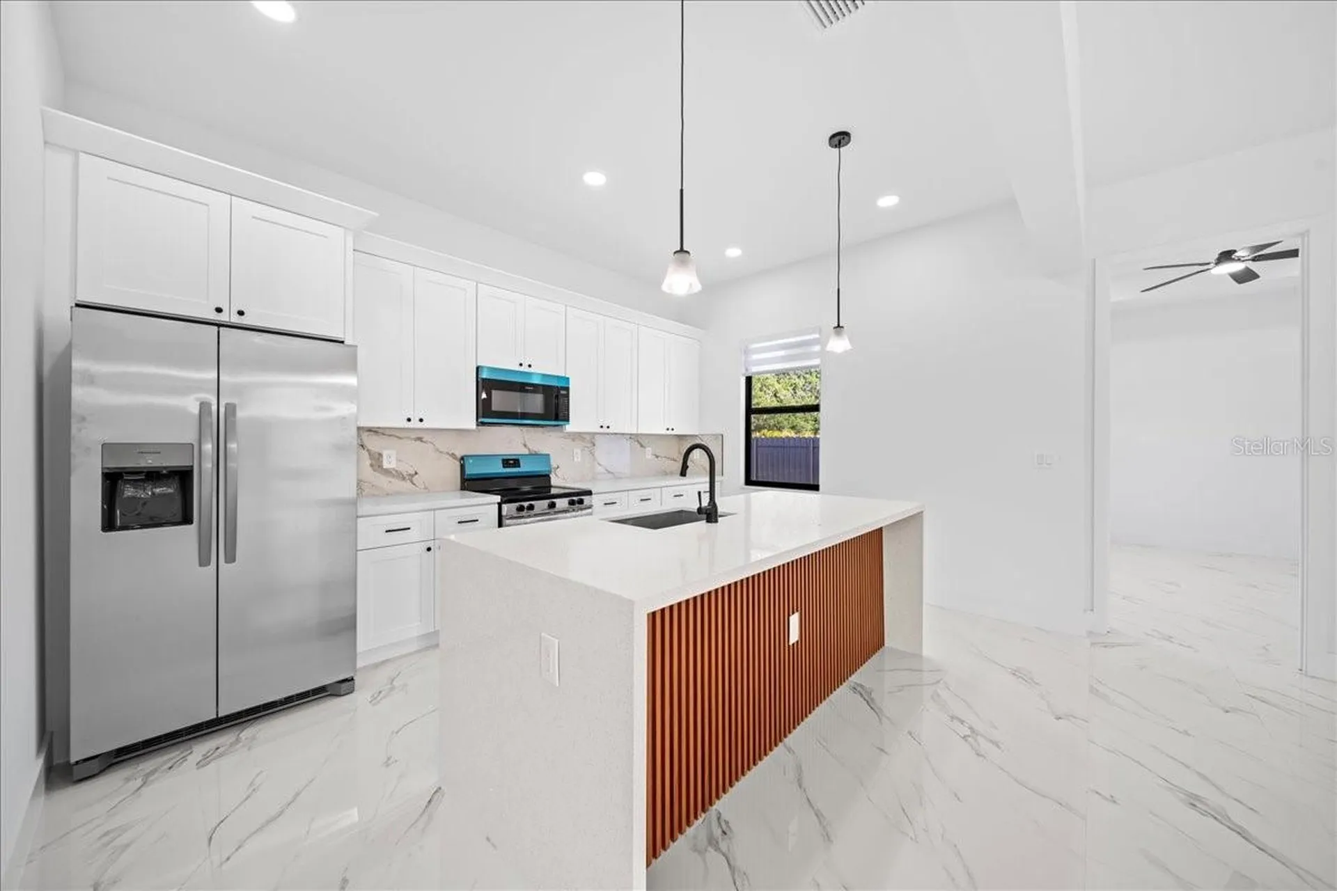 2116 NE 10th Avenue Cape Coral FL 33909