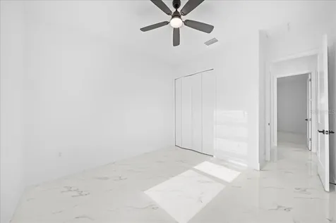 2116 NE 10th Avenue Cape Coral FL 33909
