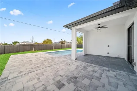 2116 NE 10th Avenue Cape Coral FL 33909