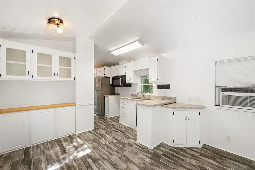 25723 Bareva Road Weeki Wachee FL 34614