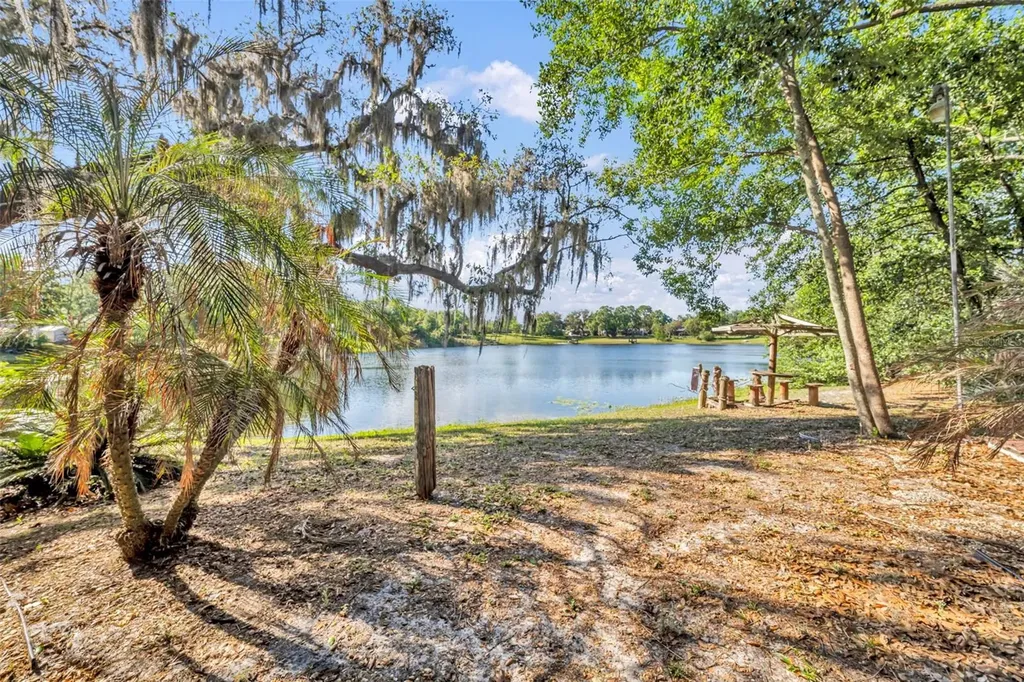 11 Plumosa Avenue Casselberry FL 32707