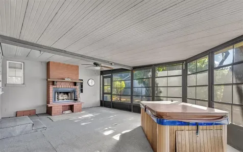 11 Plumosa Avenue Casselberry FL 32707