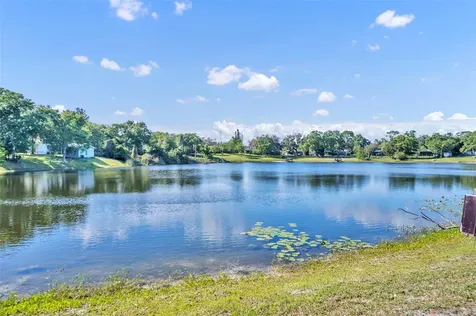 11 Plumosa Avenue Casselberry FL 32707