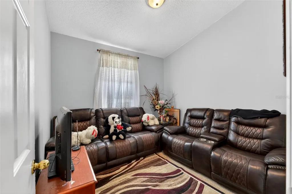 6557 Osprey Lake Circle Riverview FL 33578