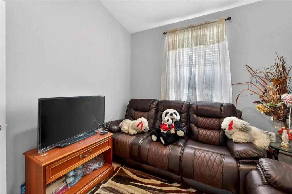 6557 Osprey Lake Circle Riverview FL 33578