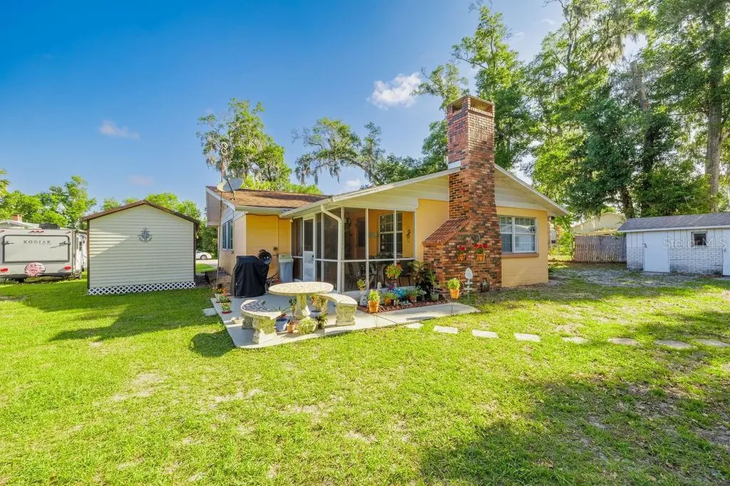 1126 Stevens Avenue Deland FL 32720