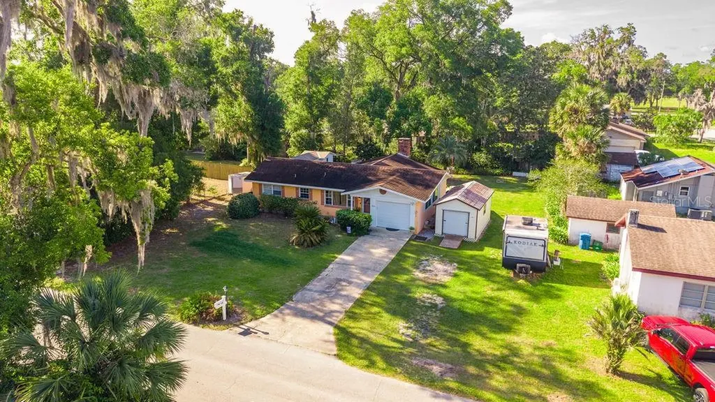 1126 Stevens Avenue Deland FL 32720