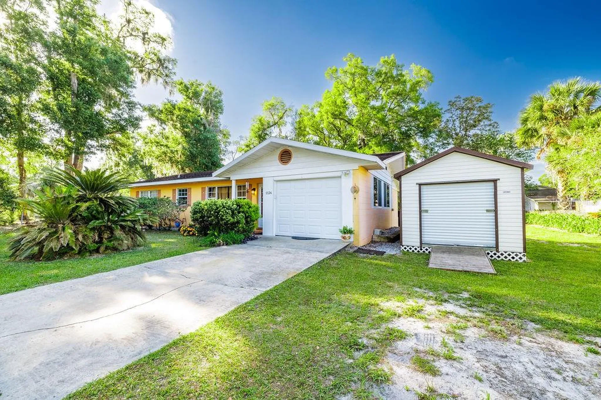 1126 Stevens Avenue Deland FL 32720