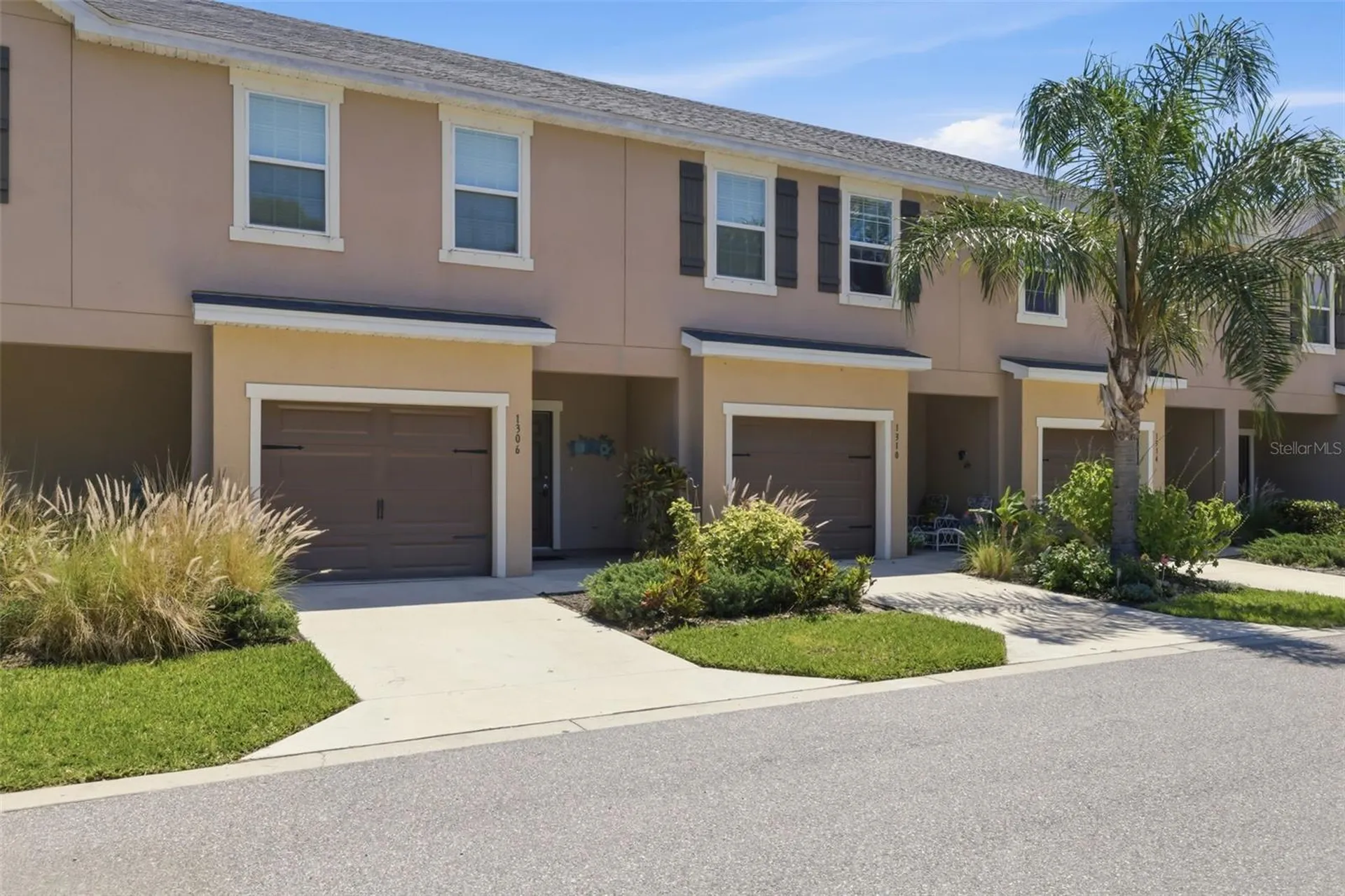 1306 Grantham Drive Sarasota FL 34234