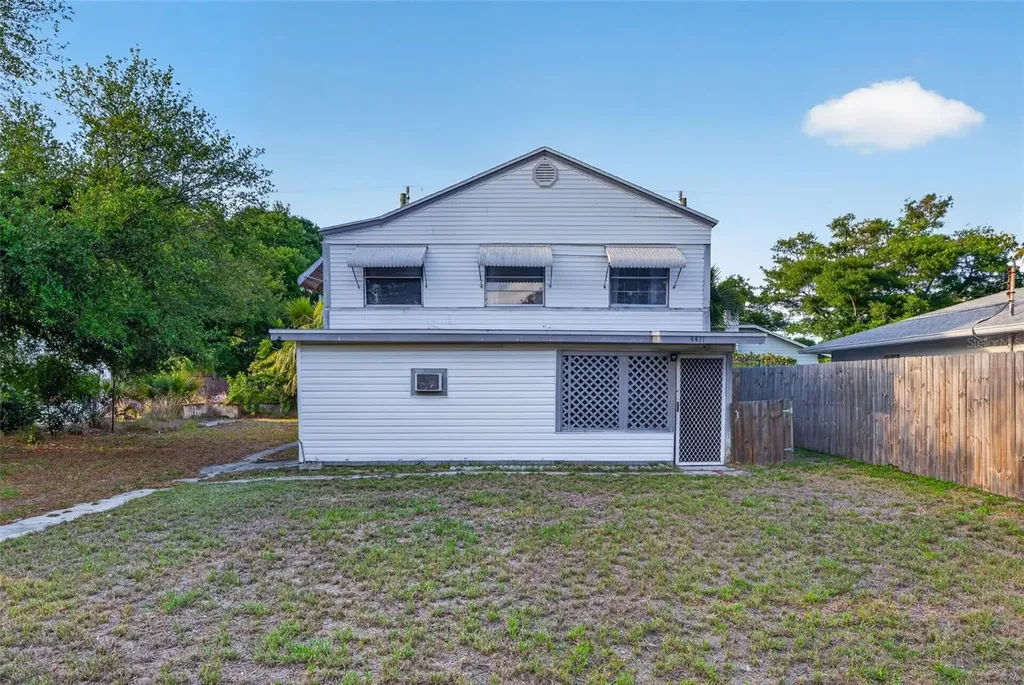 4411 1st Avenue N St Petersburg FL 33713