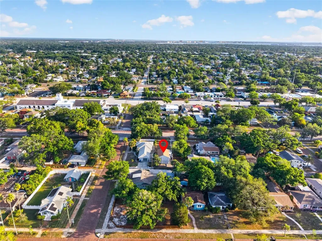 4411 1st Avenue N St Petersburg FL 33713