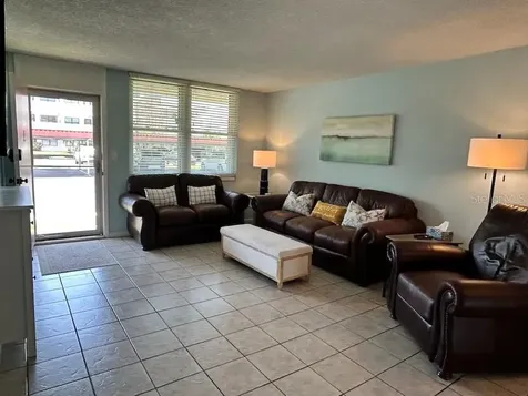 5095 Bay Street NE St Petersburg FL 33703