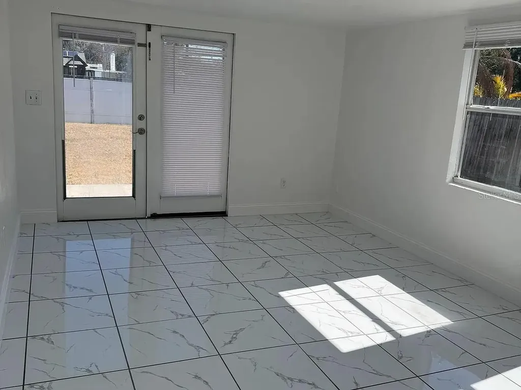 7101 15th Street N St Petersburg FL 33702