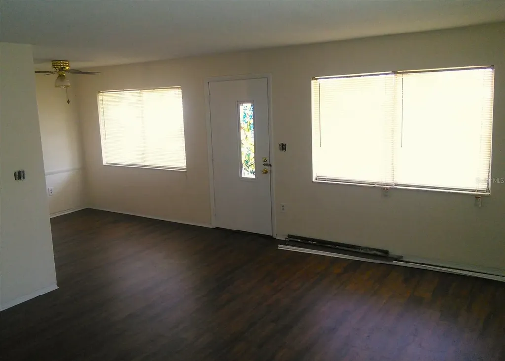 10530 68th Avenue Seminole FL 33772