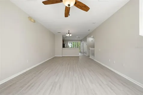4845 Tidecrest Avenue Orlando FL 32819