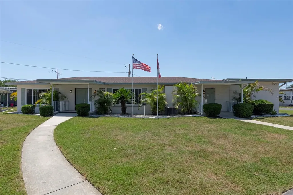 4368 72nd Way N St Petersburg FL 33709