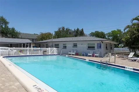 4368 72nd Way N St Petersburg FL 33709
