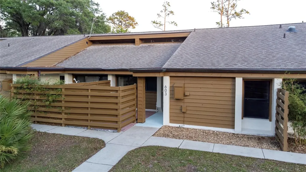 603 Glendevon Drive New Smyrna Beach FL 32168