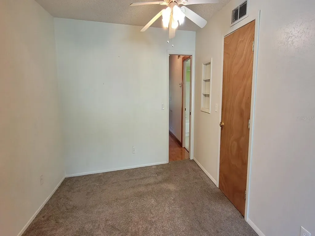 2298 Netherlands Drive Clearwater FL 33763