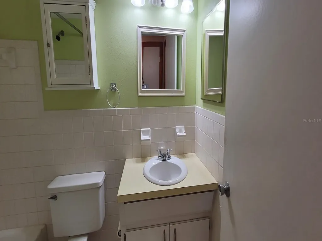 2298 Netherlands Drive Clearwater FL 33763