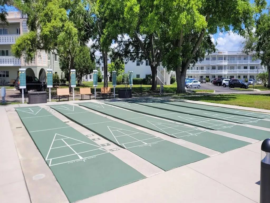 2298 Netherlands Drive Clearwater FL 33763