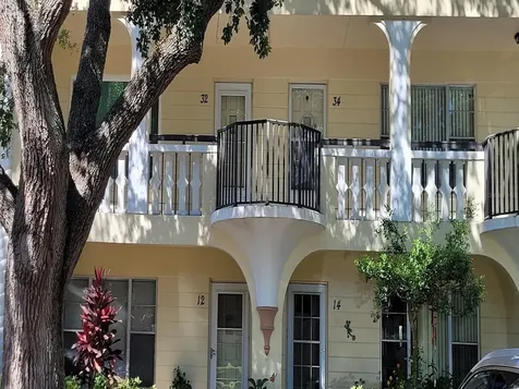 2298 Netherlands Drive Clearwater FL 33763