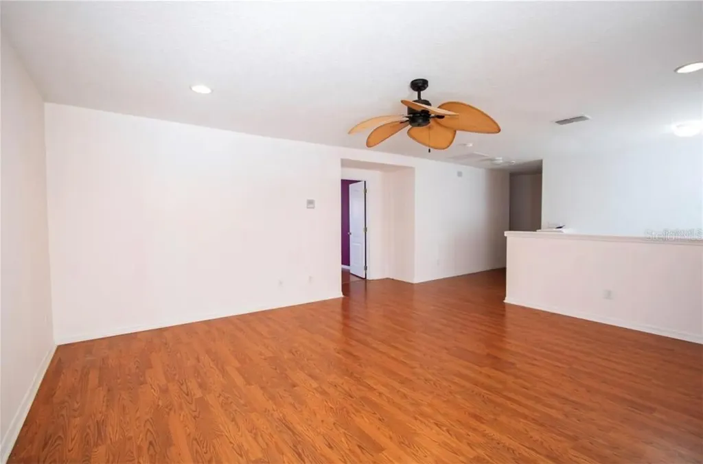 1412 Blackwater Pond Drive Orlando FL 32828