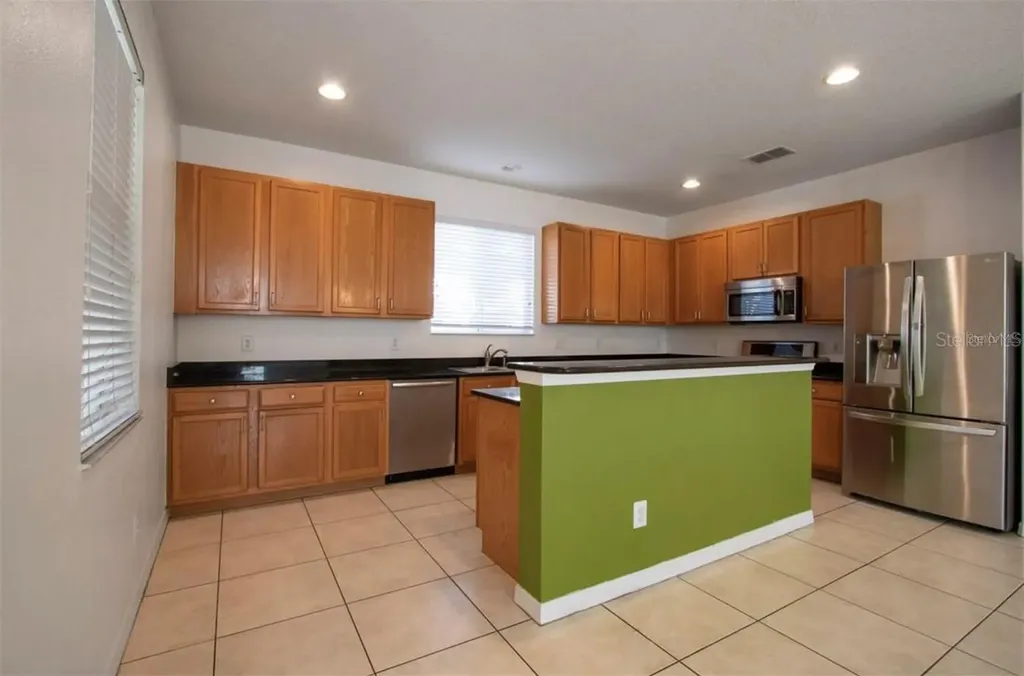 1412 Blackwater Pond Drive Orlando FL 32828