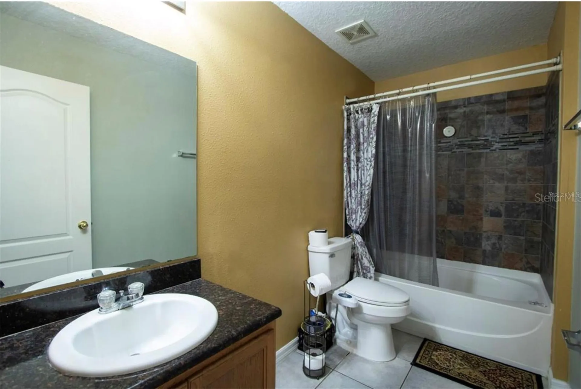 1412 Blackwater Pond Drive Orlando FL 32828